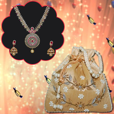 "Gift Hamper - code VD01 - Click here to View more details about this Product
